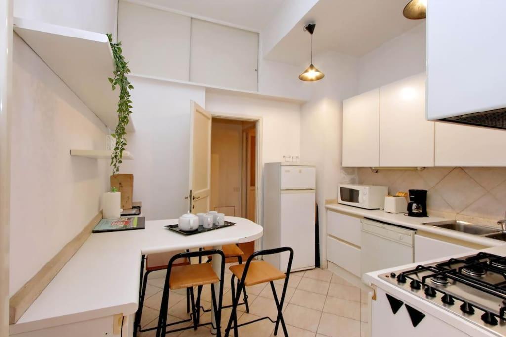 Navona Elegant Two Bedroom Apartment Rom Exteriör bild
